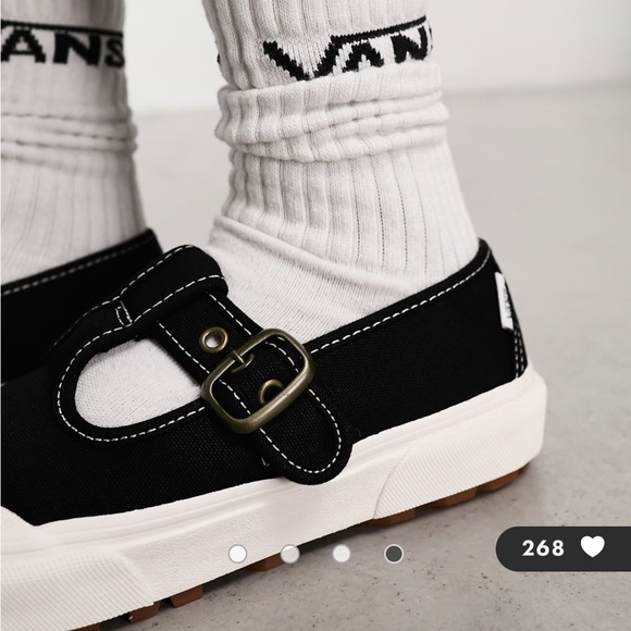 Vans Style 93 Sneakers - Picture 4 of 10